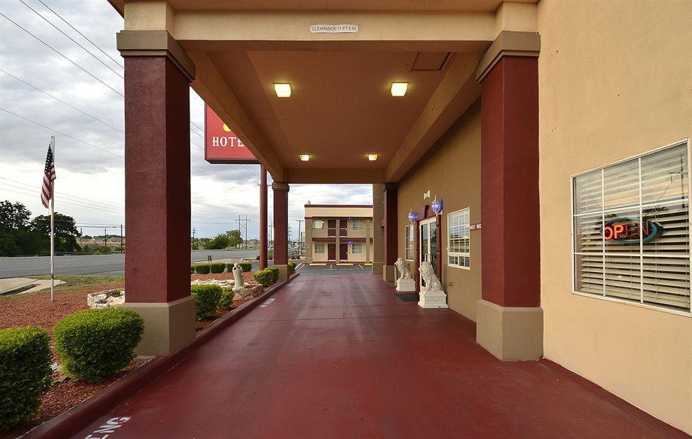Amco Hotel & Suites- Fort Hood Килин Экстерьер фото